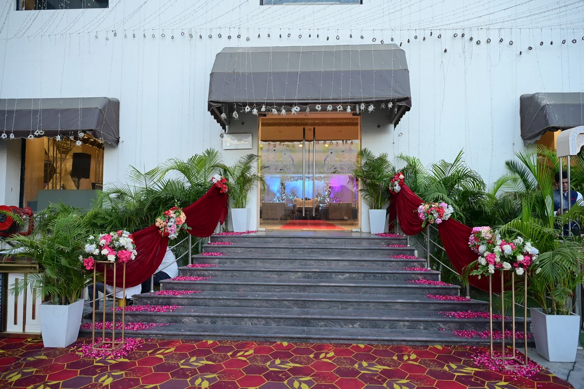 Bespoke Floral Entrance Arch Luxury Wedding
